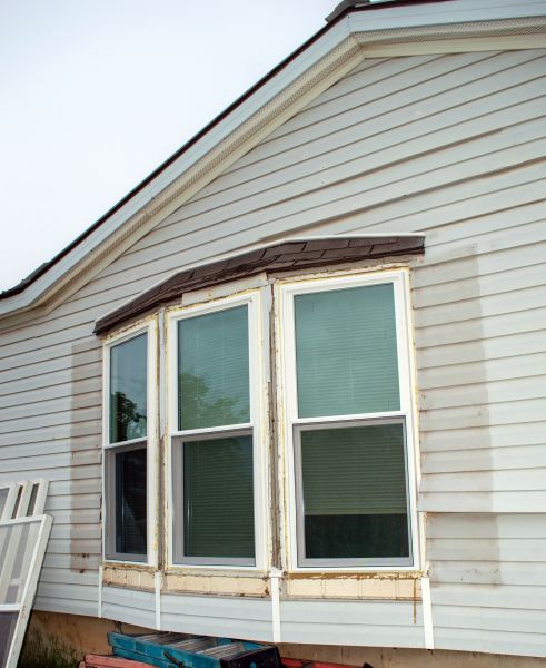 Bay Window Replacement in La Vernia