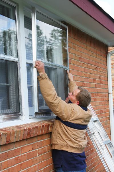 Storm Windows Replacement in La Vernia